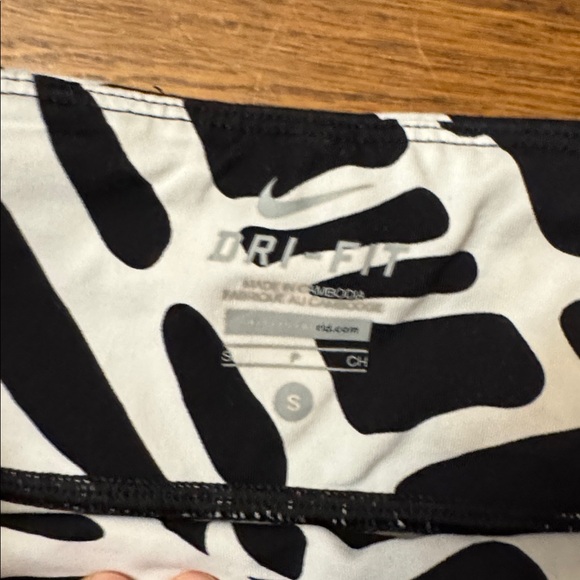Nike Running Black and White Dri-FIT Leggings size Small - Picture 3 of 6